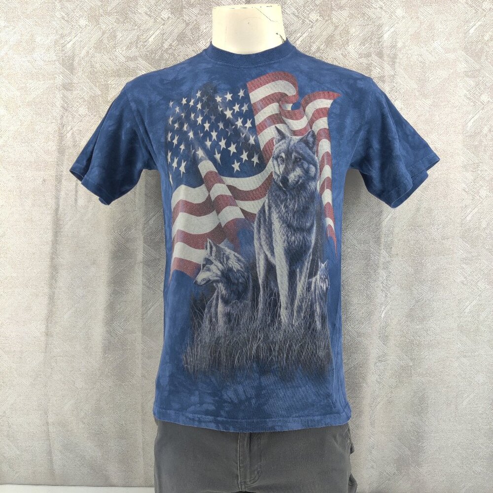 The Mountain Shirt Mens Medium‎ Blue Wolves American Flag Patriotic Graphic Tee